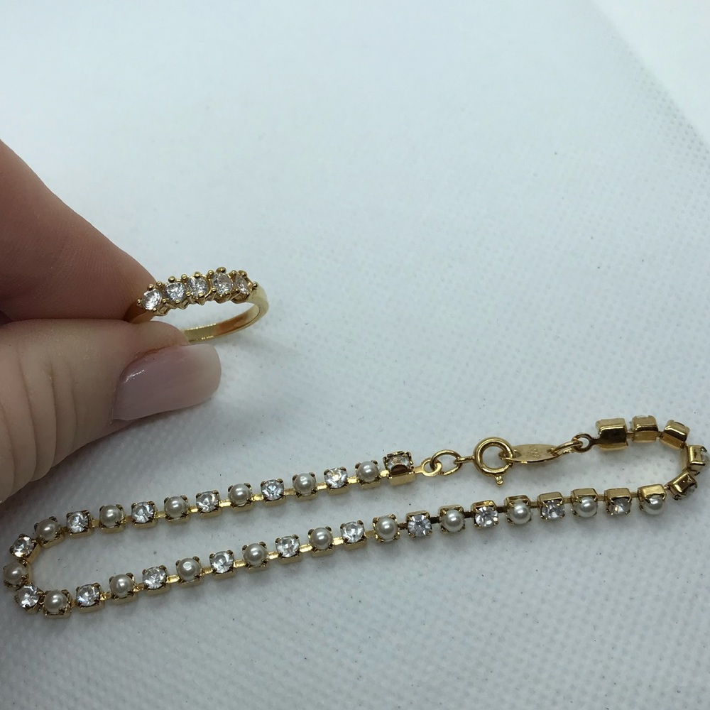 Avon matching set CZ and simulated pearl goldtone bracelet and ring